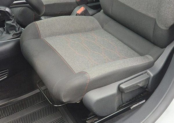 Citroen C3 cena 44800 przebieg: 132493, rok produkcji 2019 z Pionki małe 379